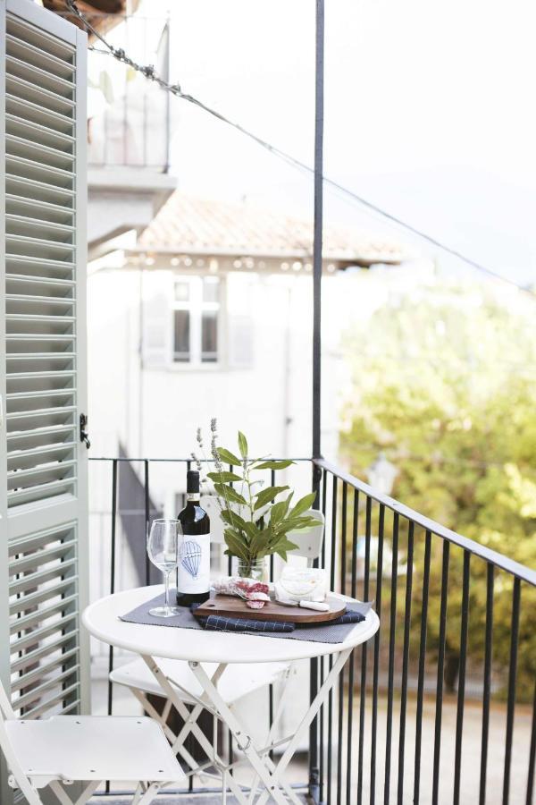 Dimora Della Rocca Bed and Breakfast Costigliole d'Asti Buitenkant foto